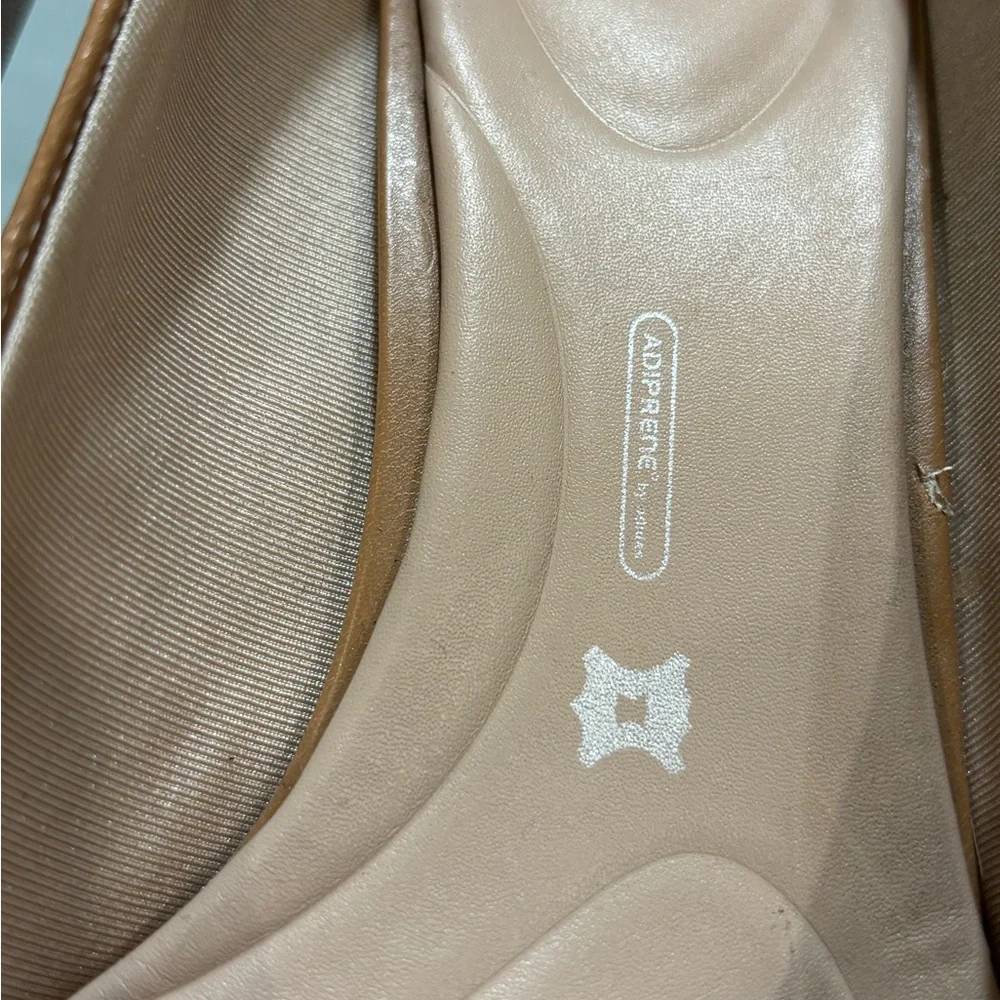 Rockport Tan Leather Platform Heels 8.5 Wide
